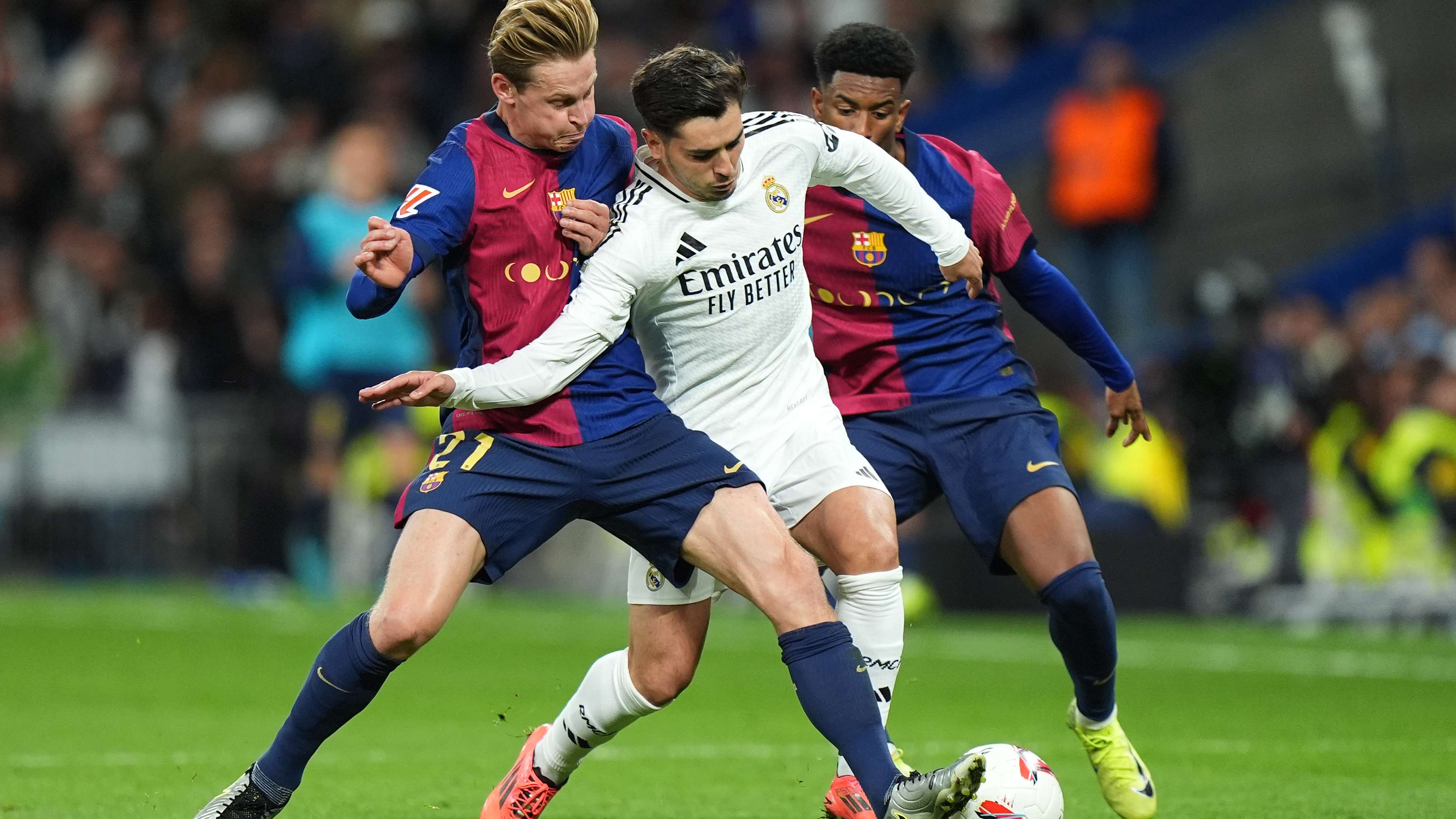 场面扣人心 场面扣人心